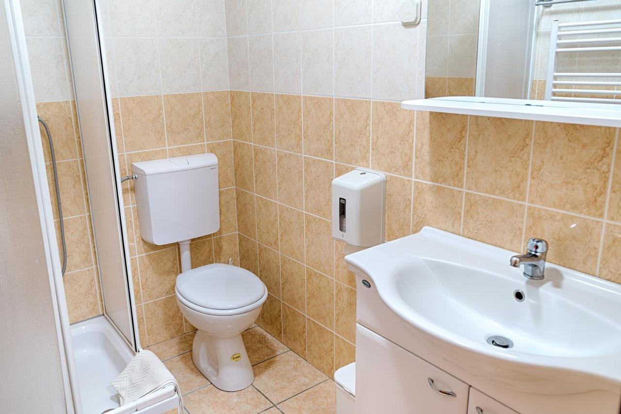Arka Apartamento Stara Novalja Exterior foto